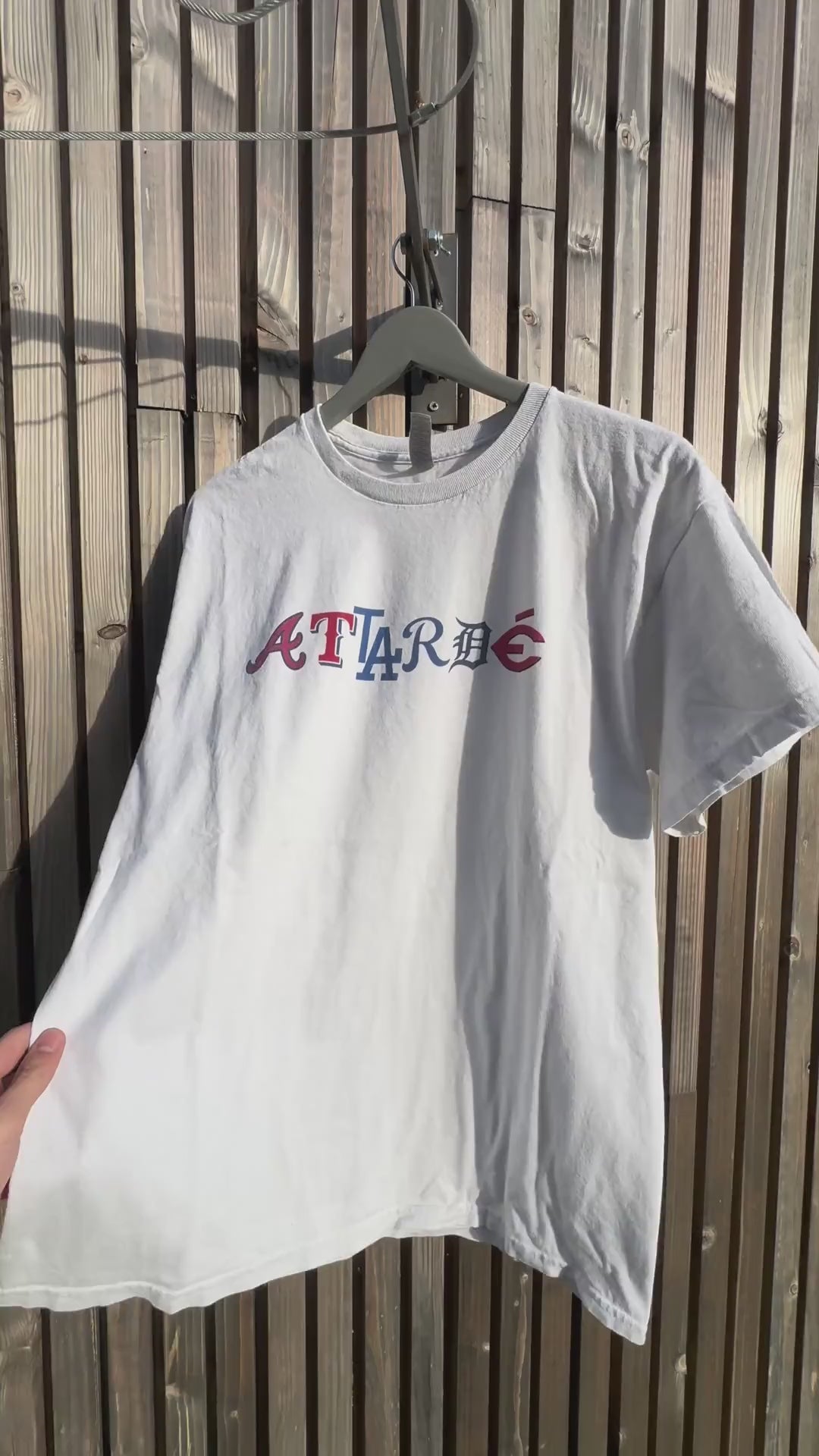 Vidéo ATTARDÉ T-SHIRT (noir)